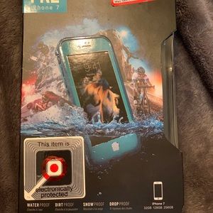 LifeProof iPhone 7 case